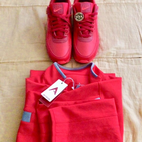SOLD - BUNDLE! Air Max 90 Chicago & Large Jacket - Picture 1 of 7